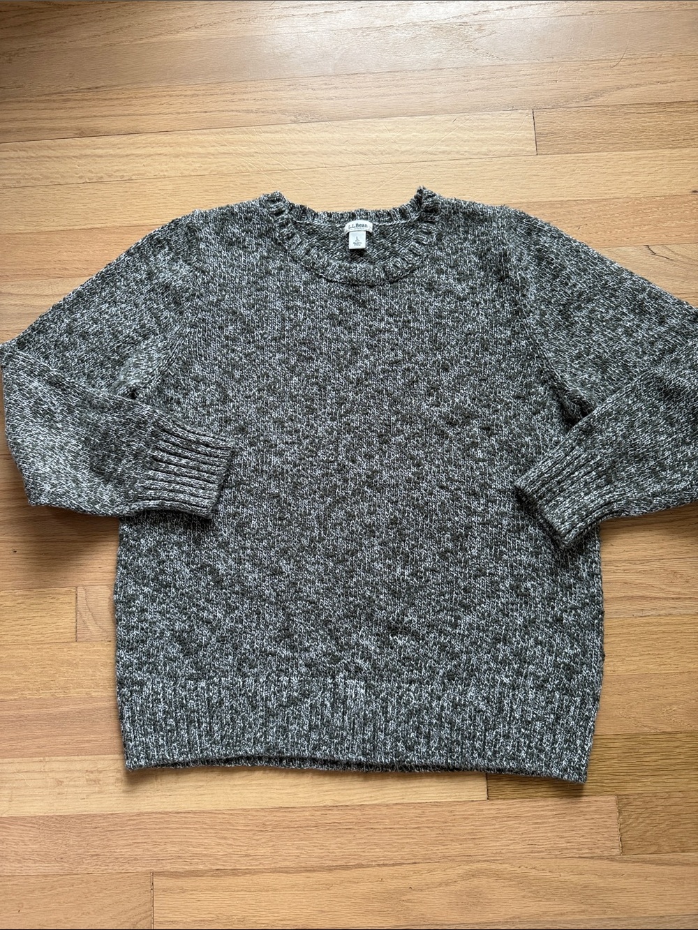 L.L. Bean Women’s Large Petite Green Marled Classic Crewneck Sweater 100% Cotton